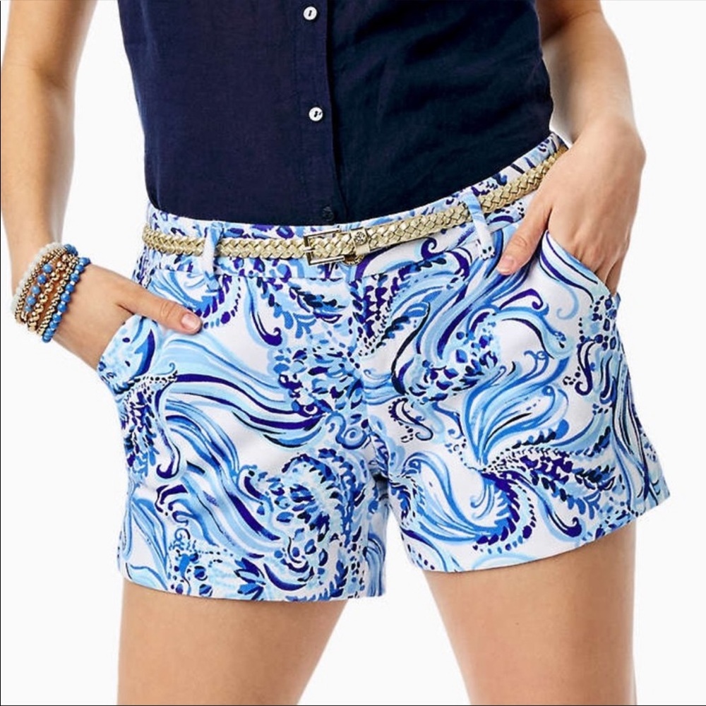 Callahan Stretch Short in Blue and White